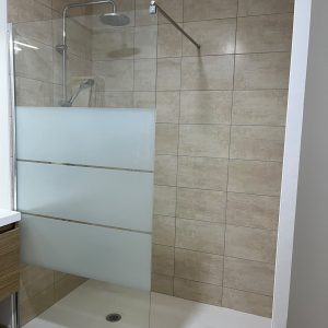 Salle de bain PMR - Habita reneuf